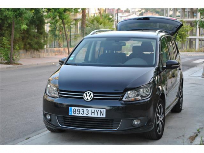 Volkswagen Touran 1.6 TDI Advance de Sevilla 