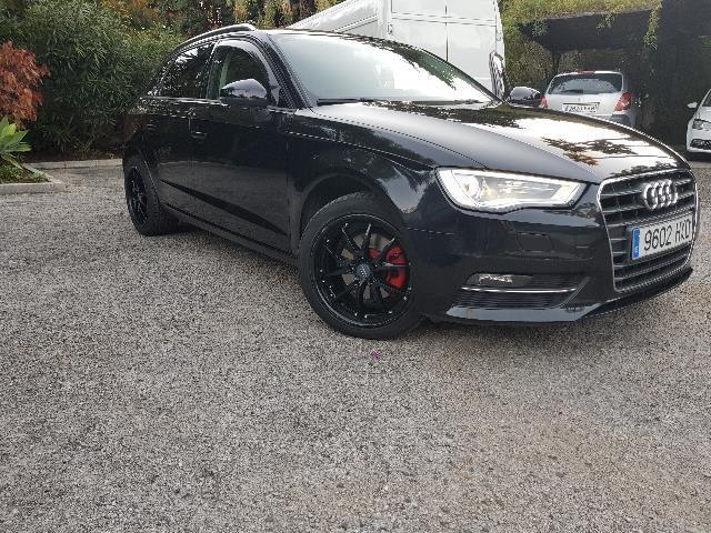 Audi A3 1.6 TDI Attraction de Huelva 