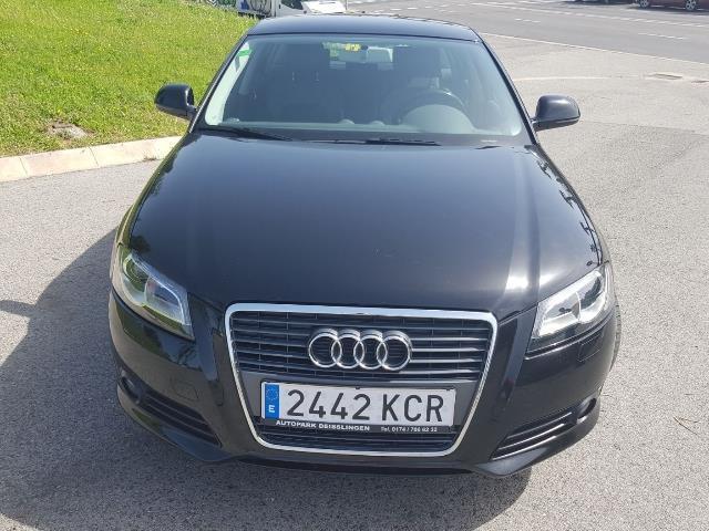 Audi A3 Sportback 2.0TDI Attraction S-Tronic de Girona 