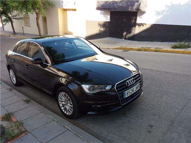 Audi A3 Sedán 1.6TDI Adrenalin S-Tronic de Marbella 