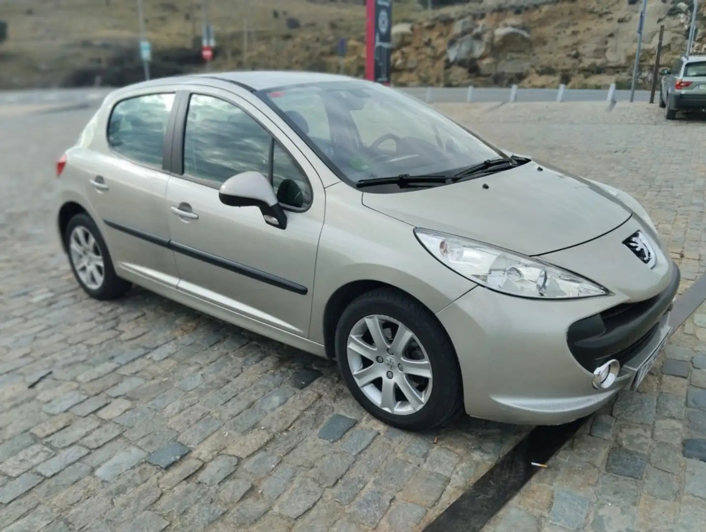 Peugeot 207 1.6 VTi 16v Premium Aut de Vitoria-Gasteiz 