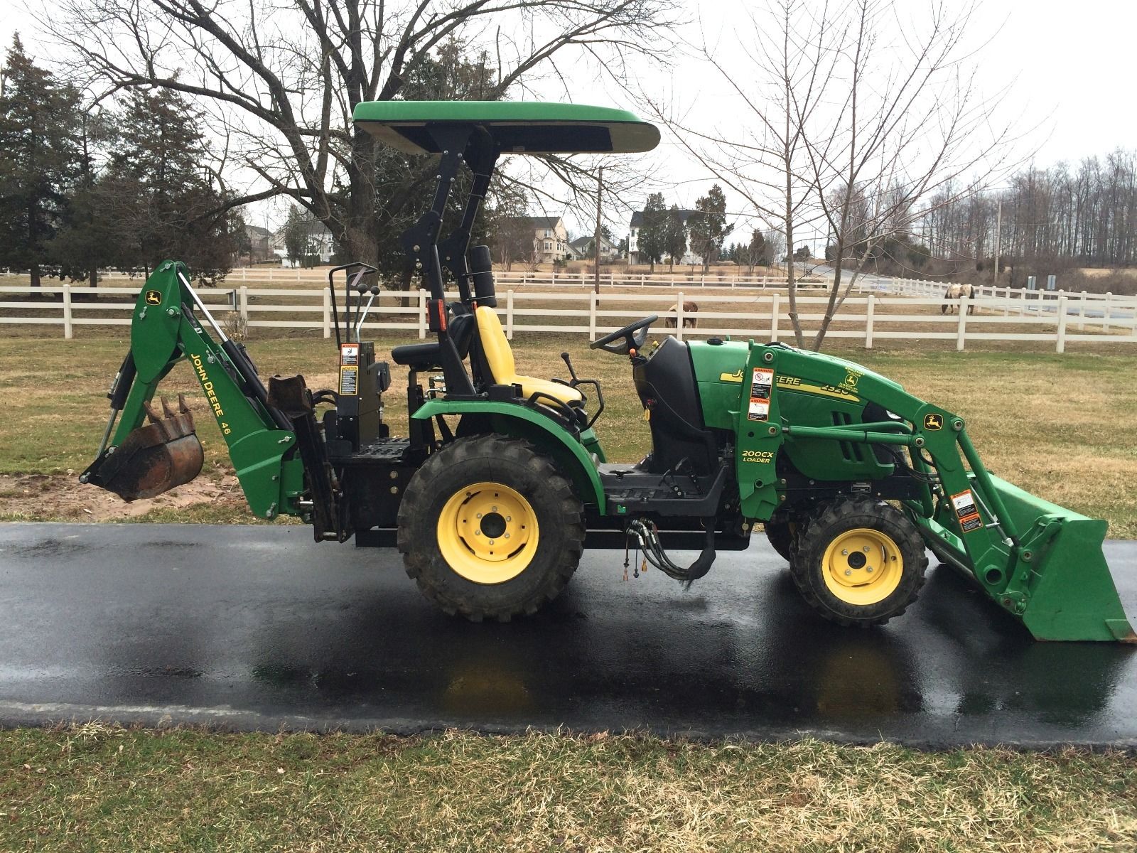 John Deere 2320 Diesel Tractor, 4x4 de Murcia 