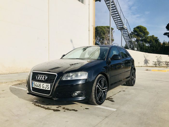 Audi A3 Sportback 2.0TDI Ambiente DPF de Badajoz 